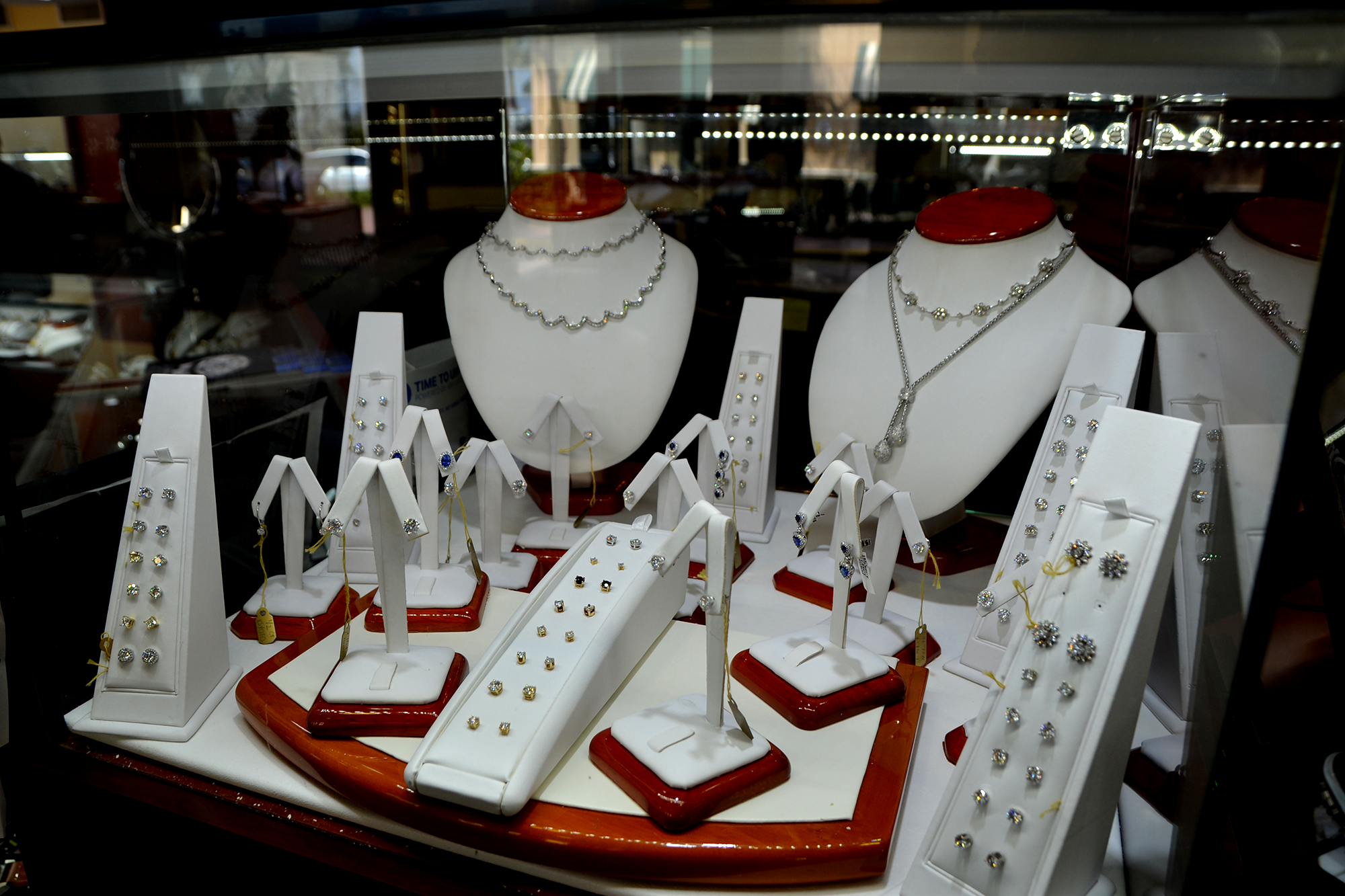Local Jewelry Store Wellington