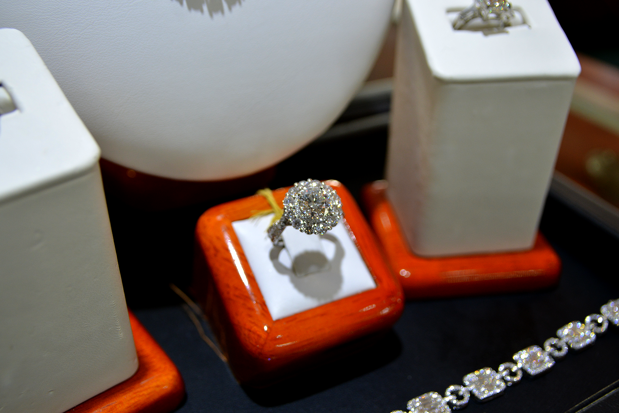 Diamond ring
