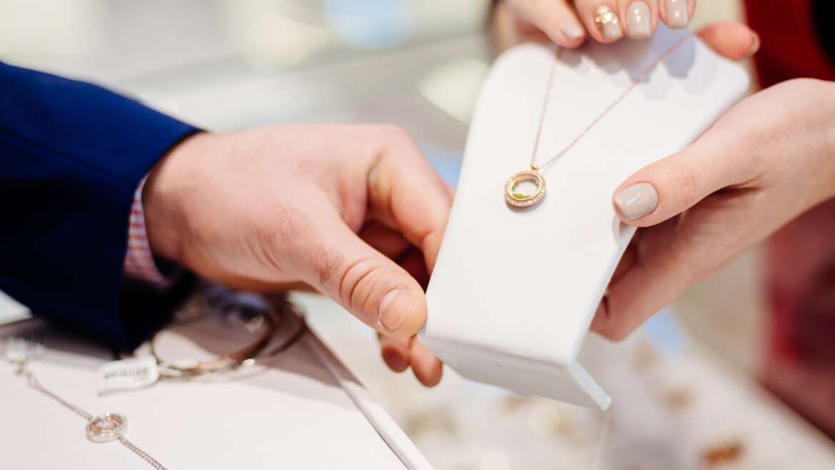 The Benefits of Professional Jewelry Services in Wellington Florida